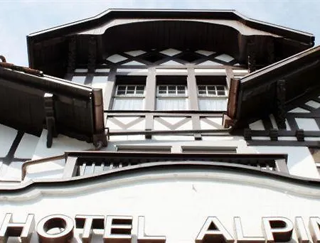 Alpina Hotel 2*
