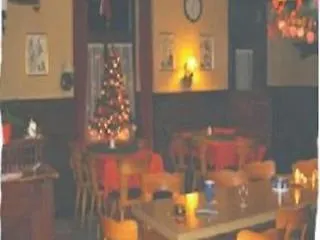 阿尔皮纳酒店