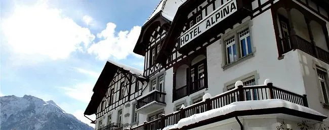 Alpina Hotel 2*