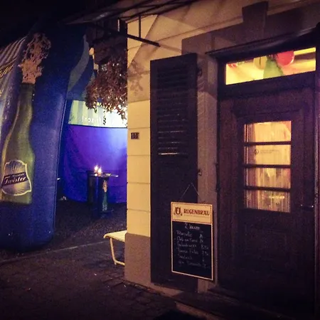 Отель Alpina 2*